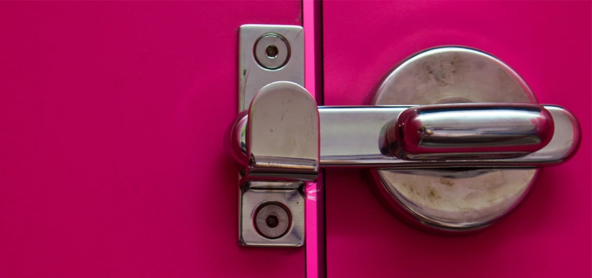 Childproof Gate Lock in Oakland, California
