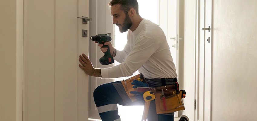 Mailbox Lock Installation Expert in Oakland, California