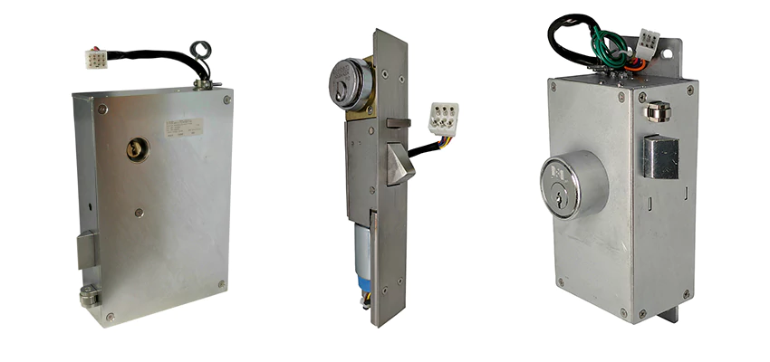 Locksmith For RR Fence Gates Brink Lock in Oakland, CA