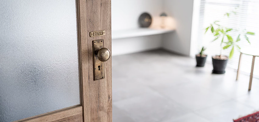Deadbolt Door Lock Knob Repair in Oakland, California